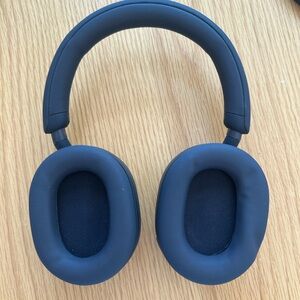 Sony Blue Over-Ear Headphones 1000XM5